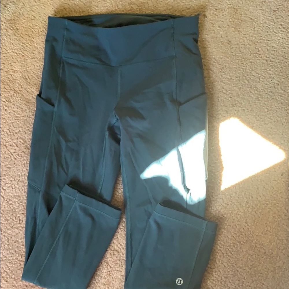 Lululemon Speed Up Crop